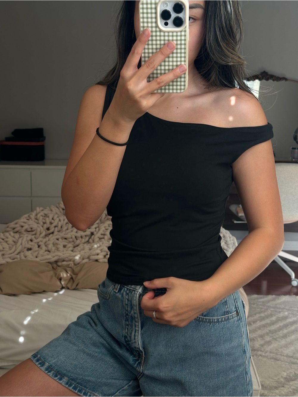Off-Shoulder Black Women's Tank Top